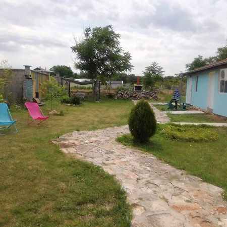 Guest House Viola Ezerets Exterior foto
